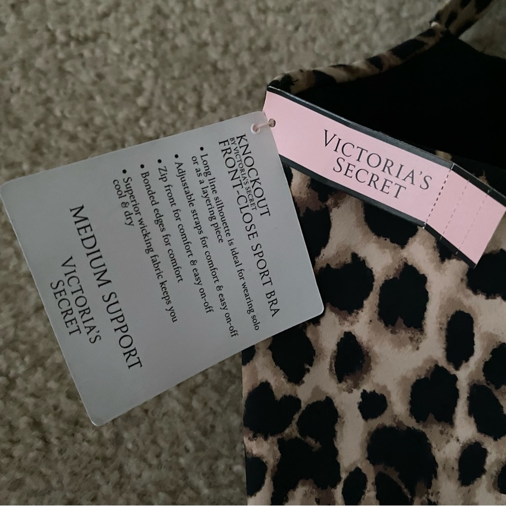 Victoria’s Secret Knockout Bra With Leopard / Cheetah Print - Picture 3 of 5